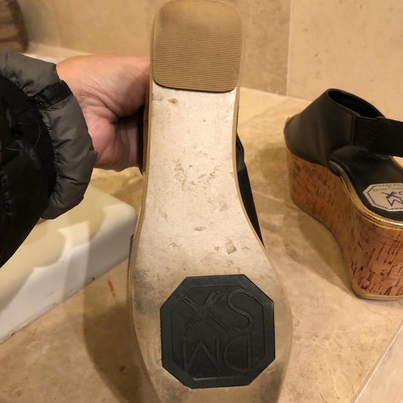 Donald Pliner Cork Platform Sandals - Picture 6 of 6